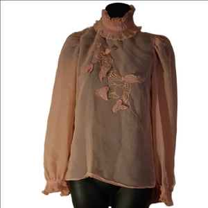 Vintage A.J. Bari Blush pink Sheer Blouse with Floral Applique. Flowy Fairycore.